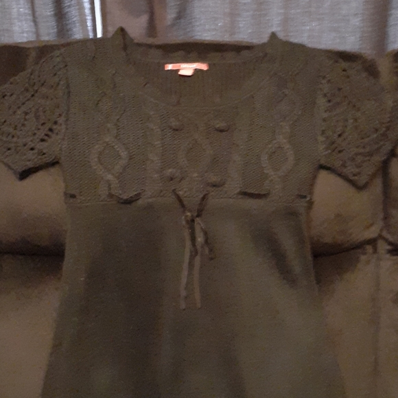 FREE WITH A PURCHASE π€ BLACK KNIT SWEATER DRESSπ€ - Picture 2 of 4